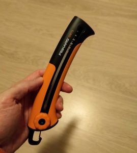 Fiskars-saha_kiinni
